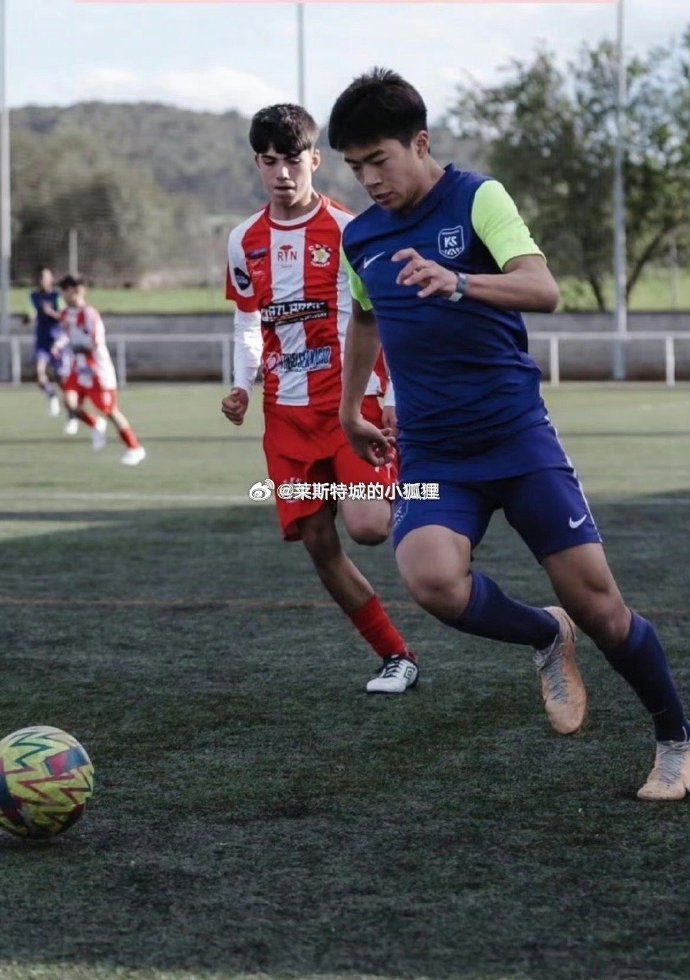 效力巴達洛納U16的中國球員汪修昊，入選西班牙加泰羅尼亞大區(qū)隊