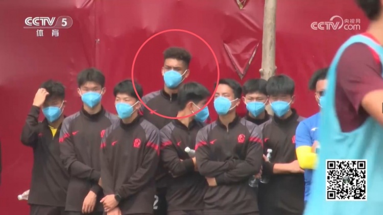 無緣U17國足名單，張洪福隨恒大足校觀摩國少隊訓(xùn)練
